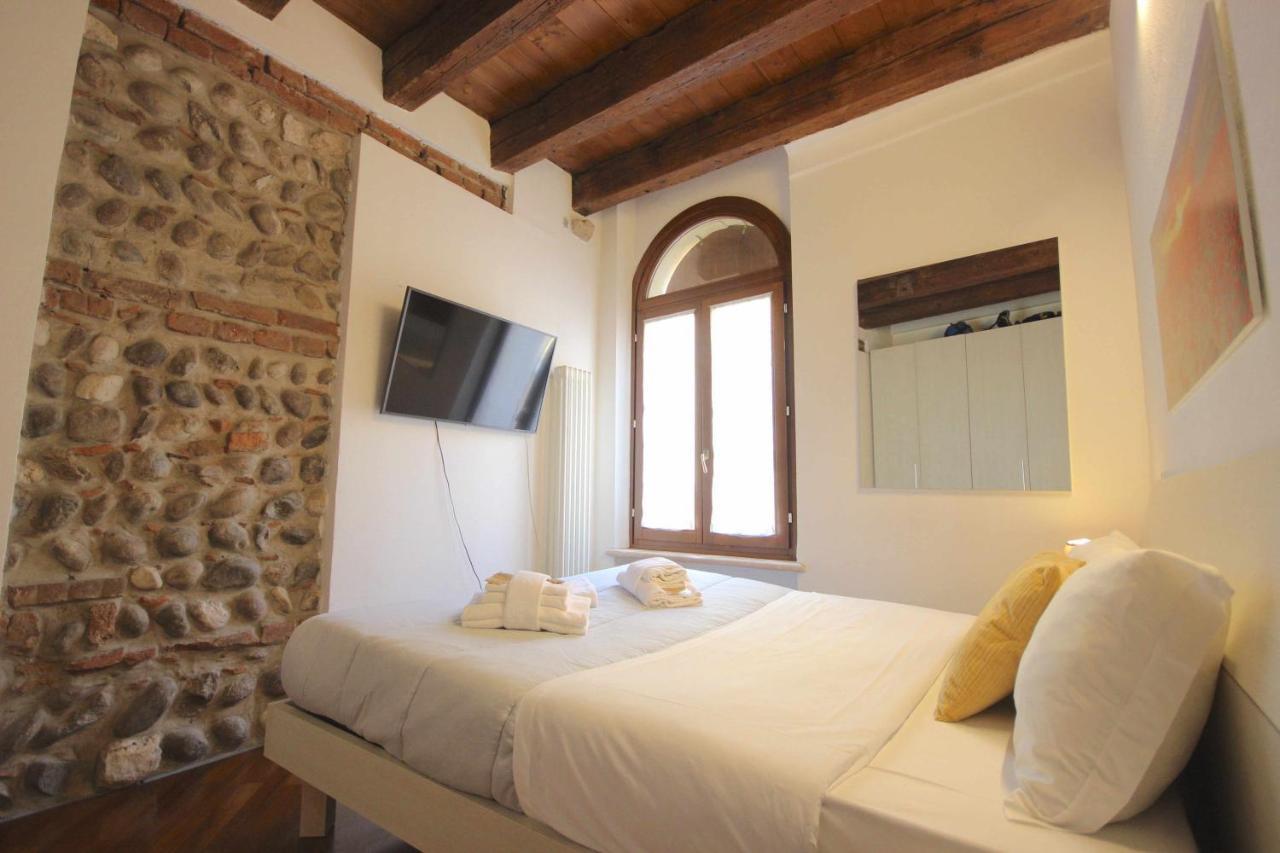 Case Vr Holiday Casa Di Mezzo Verona Eksteriør billede