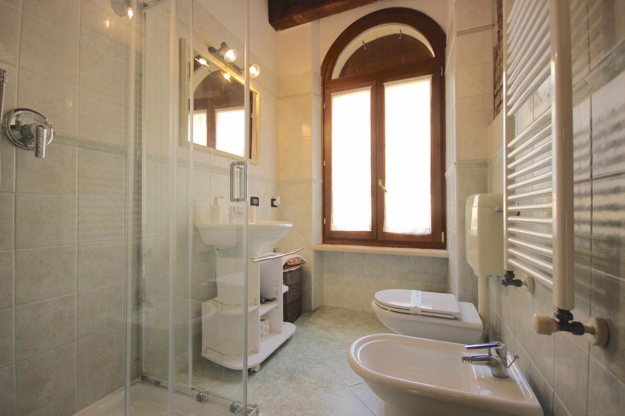 Case Vr Holiday Casa Di Mezzo Verona Eksteriør billede