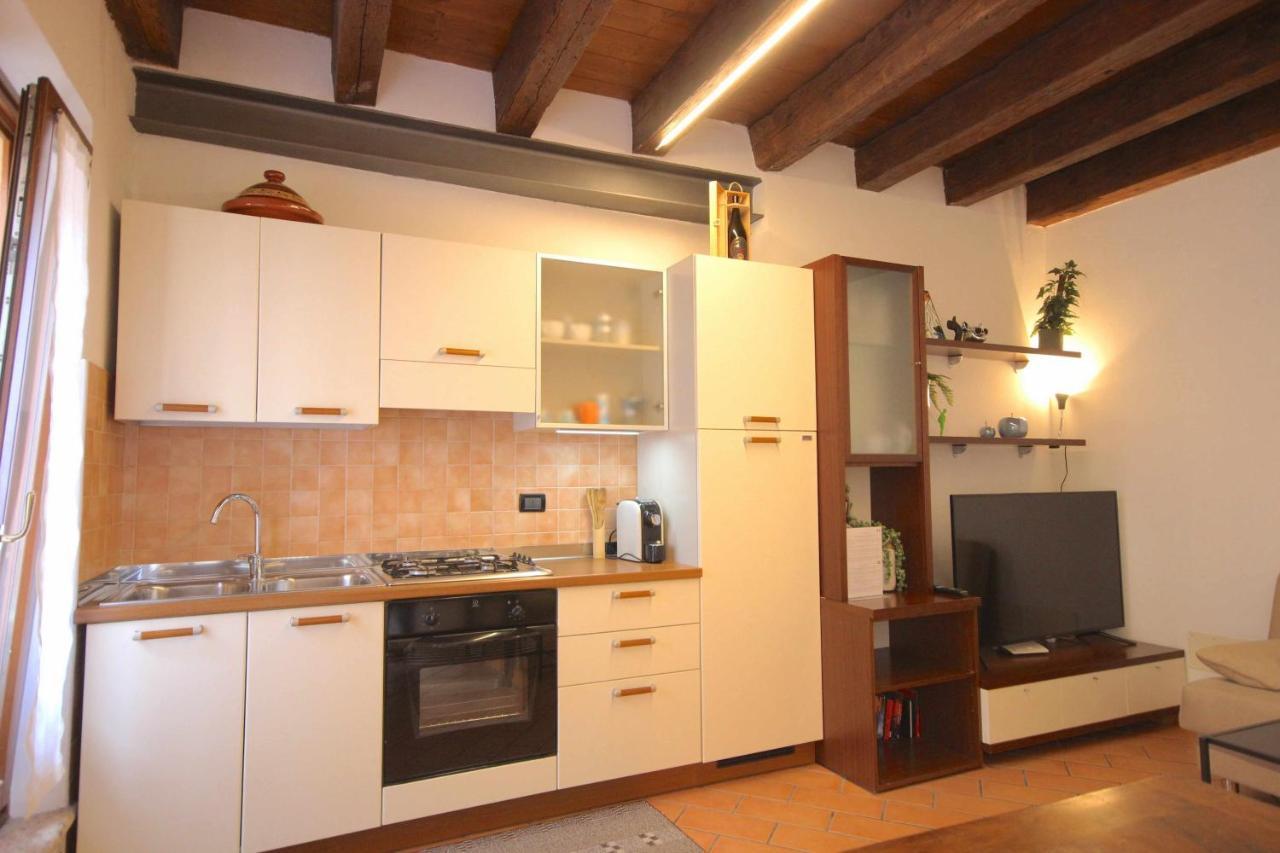 Case Vr Holiday Casa Di Mezzo Verona Eksteriør billede